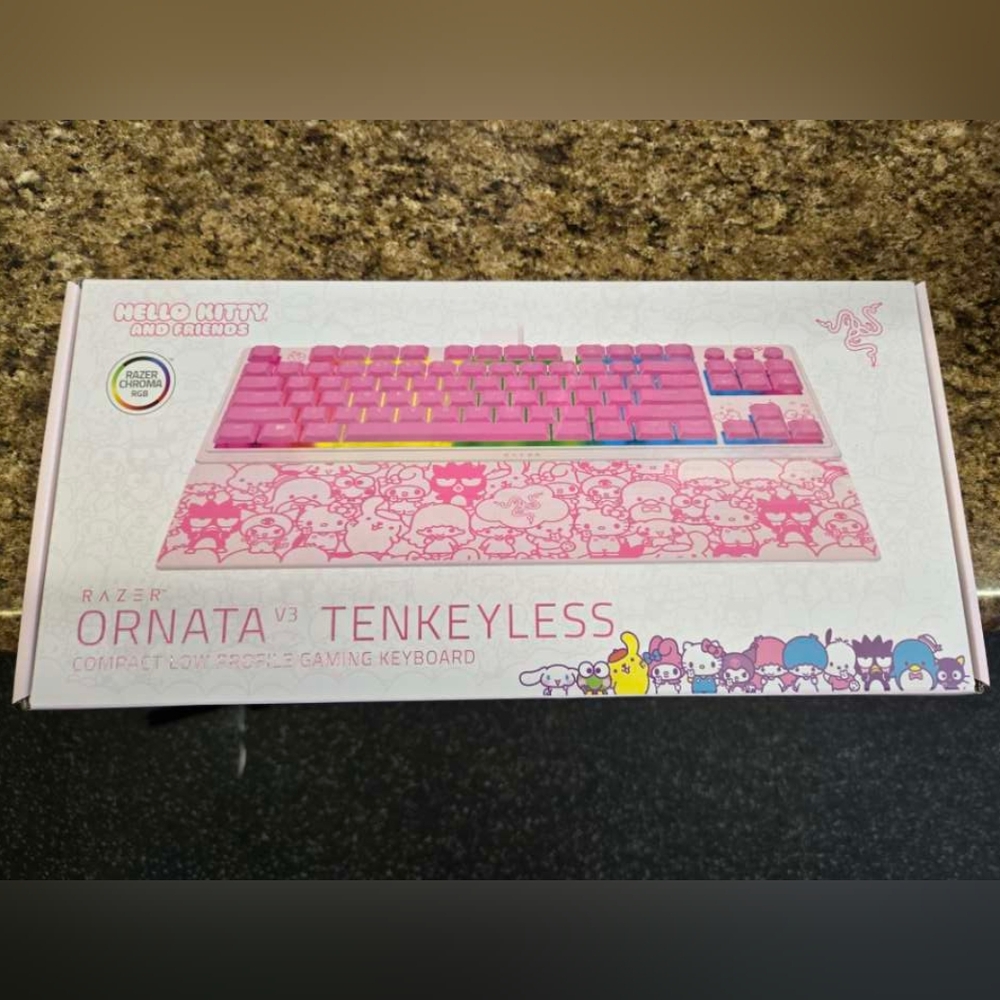 Razer Ornata V3 gaming keyboard - hello kitty